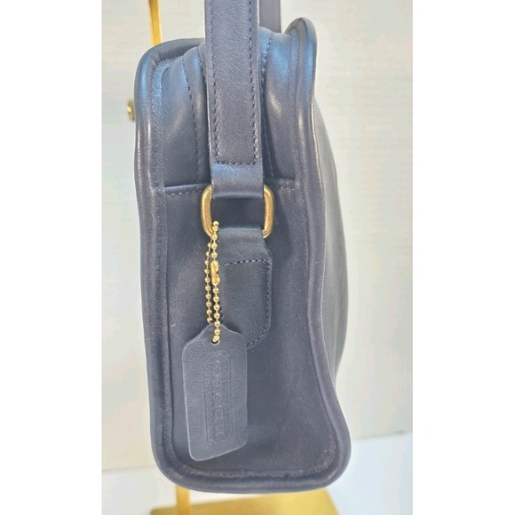 Vintage Coach Metropolis Shoulder bag Navy Made in Costa Rica‎ L1P-9087 - Picture 3 of 7